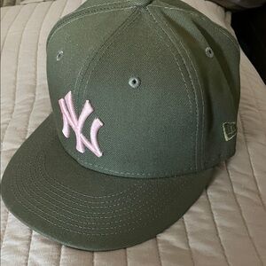 New York Yankees Olive Green Cap with Pink UV Fitted Cap